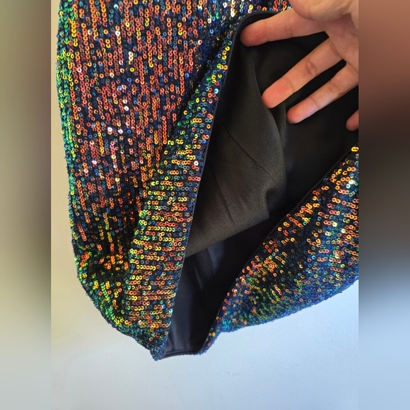 Mac Duggal, Mini Sequined Dress with Plunging Neckline, Black Multi, Size 4, NWT - Picture 10 of 13